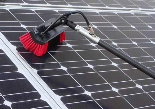 Cách chọn mua chổi vệ sinh tấm pin năng lượng mặt trời phù hợp