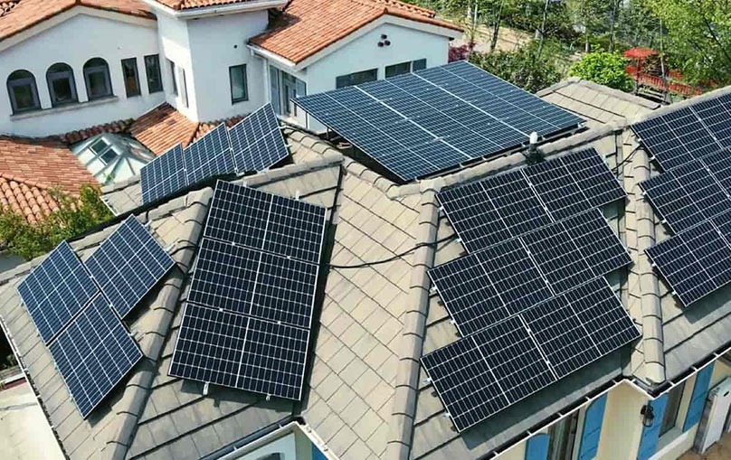 Bảo trì và dịch vụ vệ sinh pin mặt trời định kỳ là hoạt động không thể bỏ qua