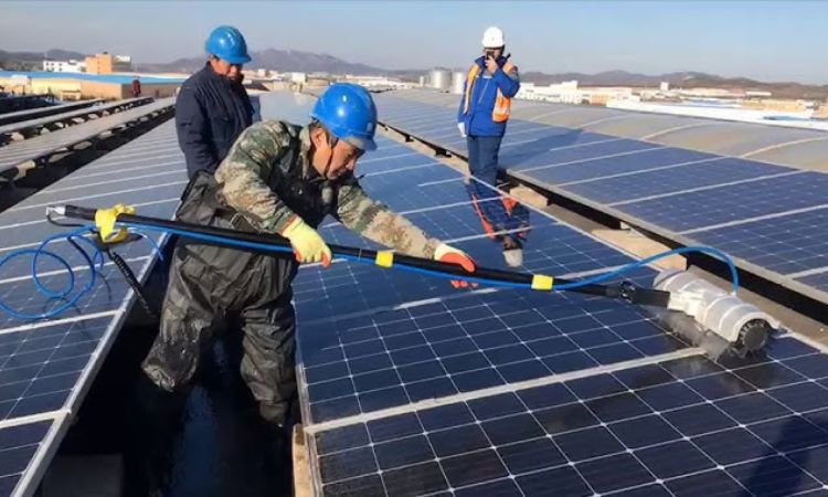 Chổi vệ sinh kết hợp bơm nước